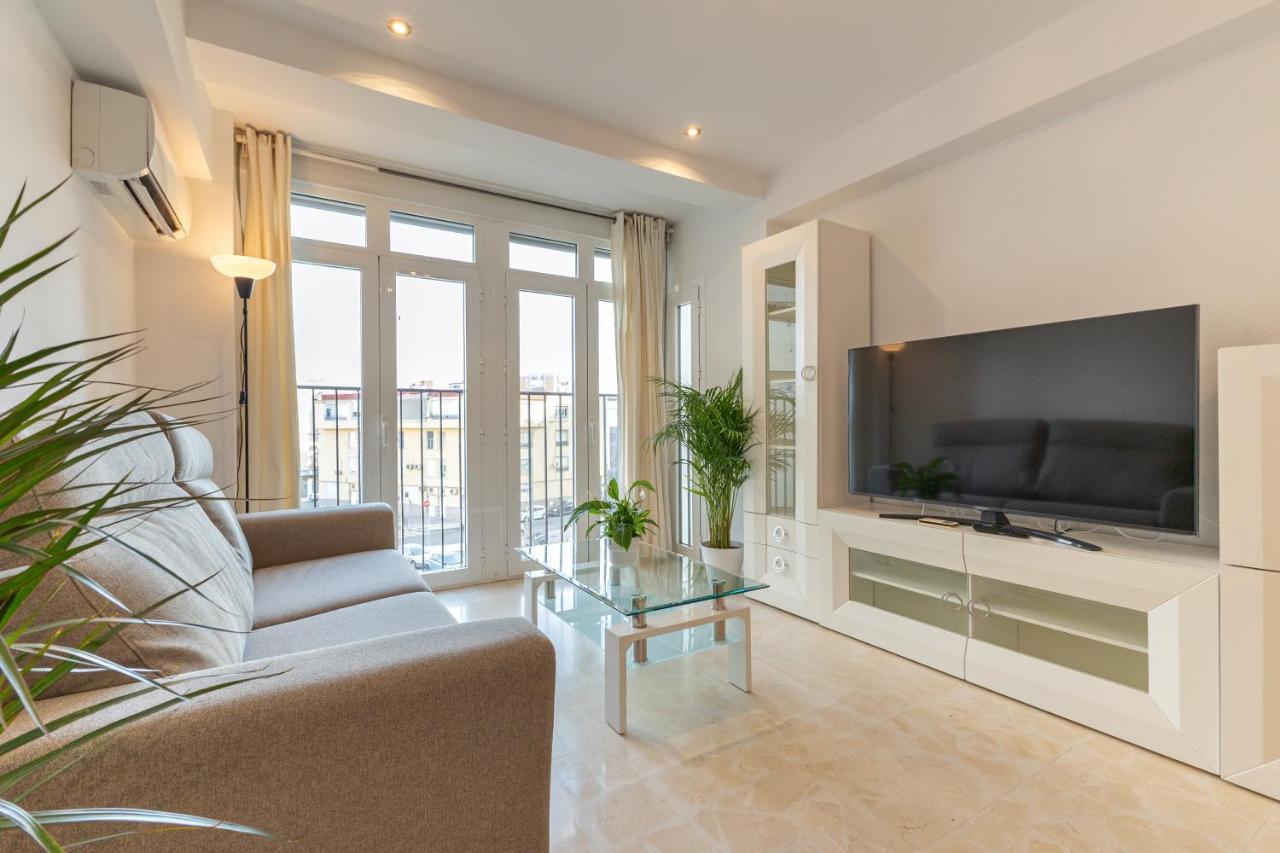 Charming 3 Bedroom Apartment At Triana Center By Oui Seville Exterior photo